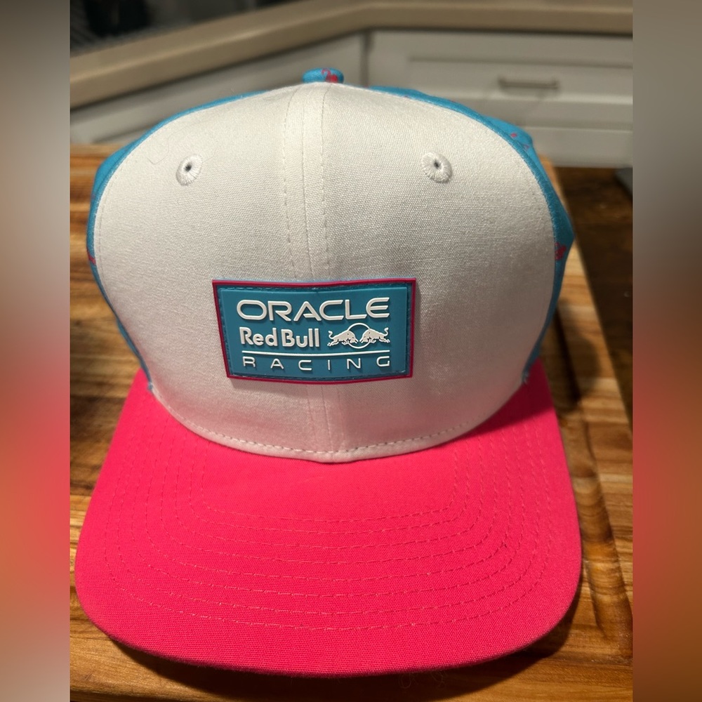 Red Bull Racing F1 New Era 9Fifty Orb Miami Snapback Cap Pink/Blue Flamingos